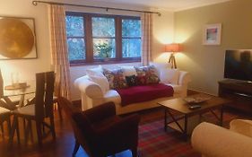 Apartment At Drummond Crescent